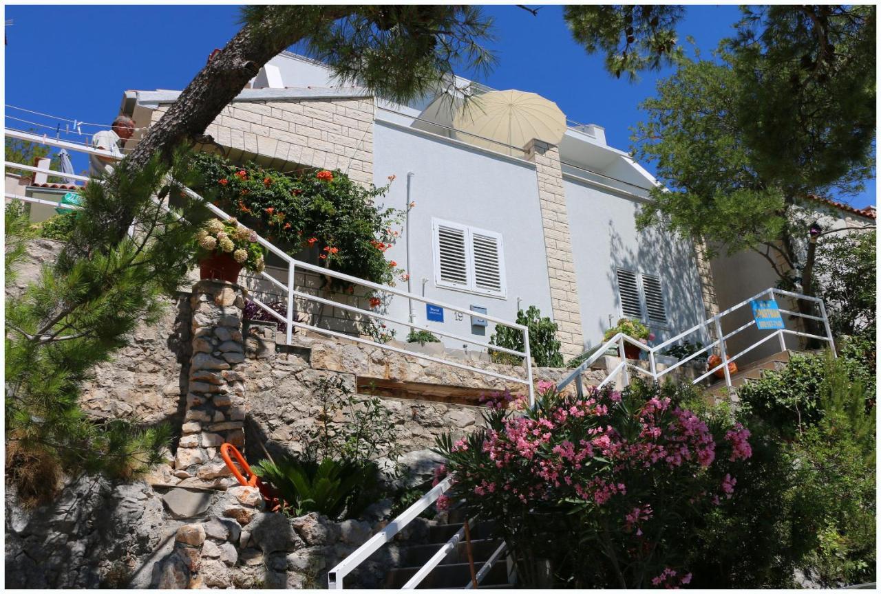 Apartments Elvis Primosten Exterior photo